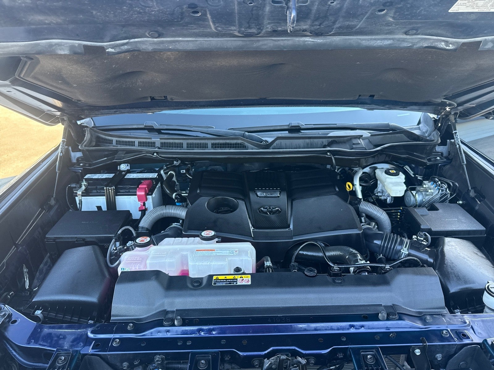 2022 Toyota Tundra 2WD Platinum CrewMax 5.5' Bed (Natl)