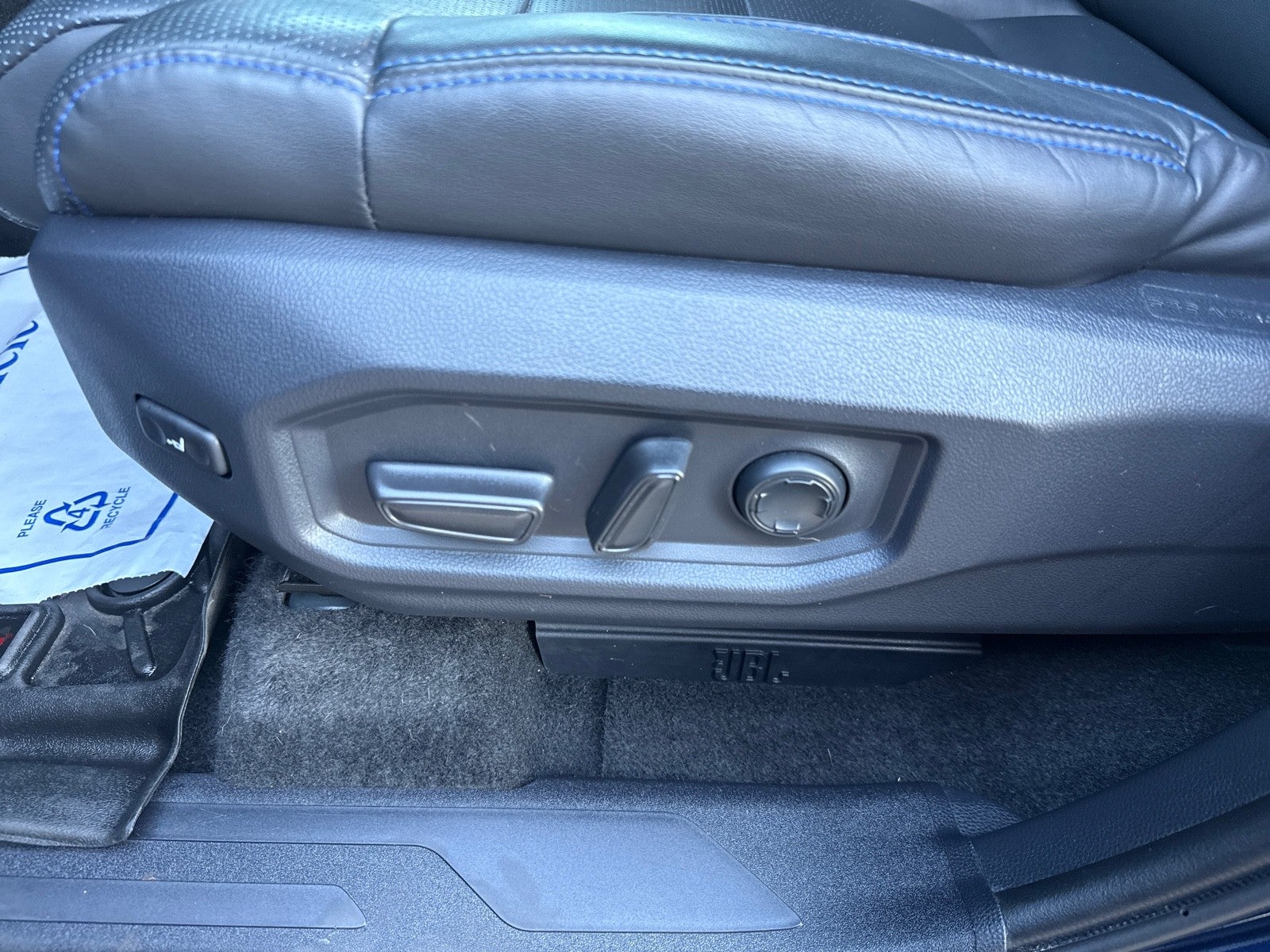 2022 Toyota Tundra 2WD Platinum CrewMax 5.5' Bed (Natl)