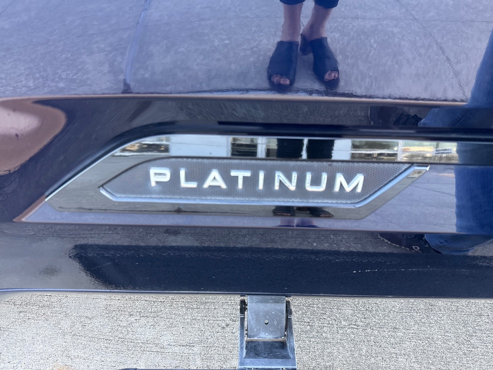 2022 Toyota Tundra 2WD Platinum CrewMax 5.5' Bed (Natl)