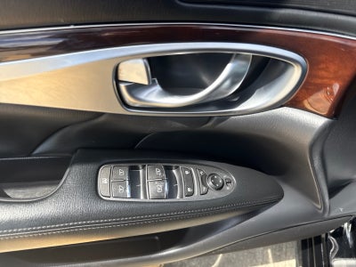 2017 INFINITI Q70L 3.7 RWD