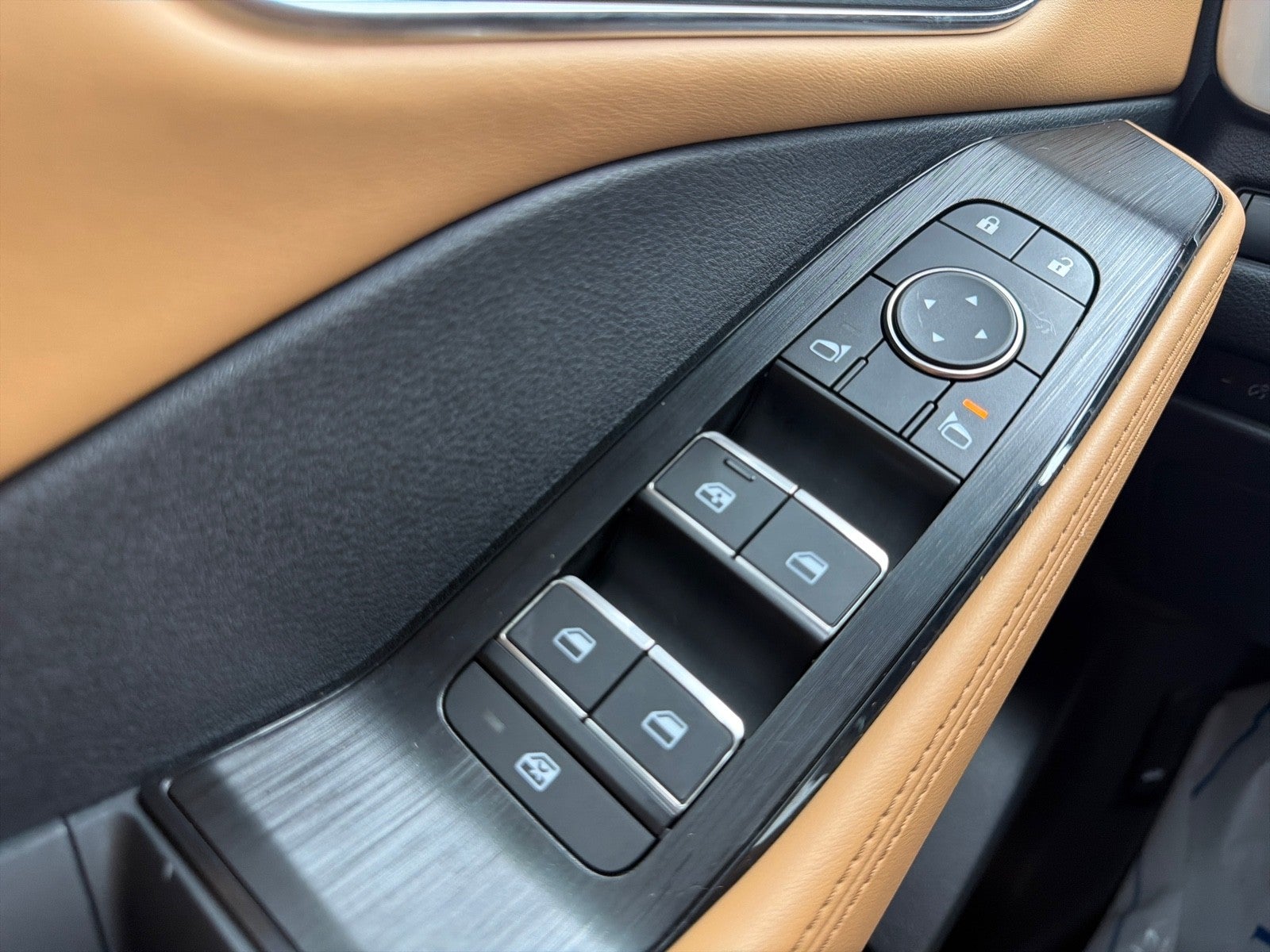 2023 Nissan Rogue FWD Platinum