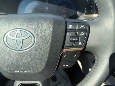 2023 Toyota Crown Limited AWD (Natl)
