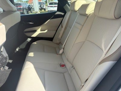 2023 Toyota Crown Limited AWD (Natl)