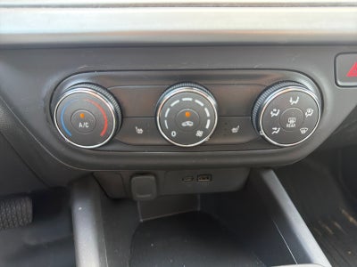 2025 Chevrolet Trax FWD 4dr LS