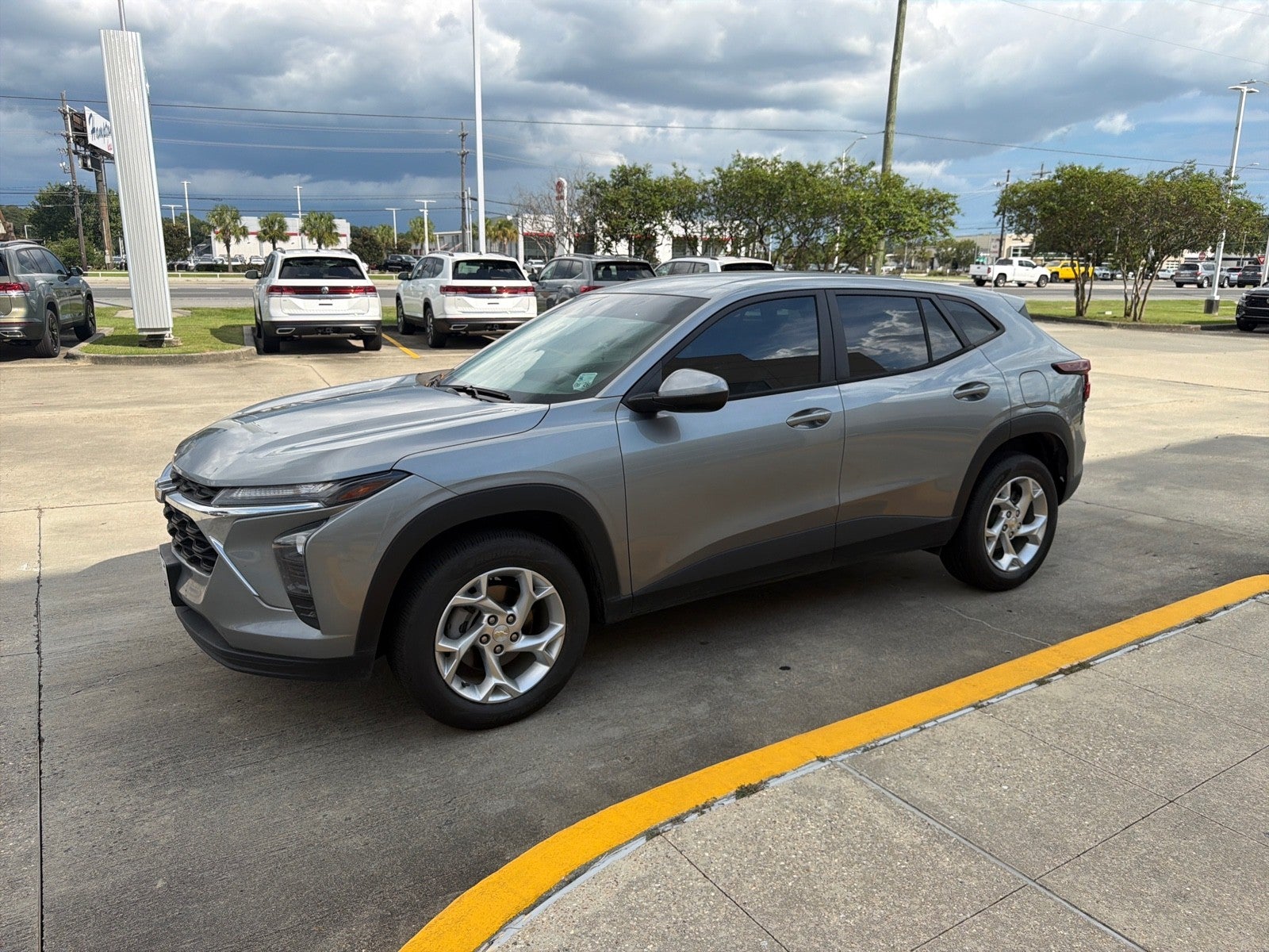 2025 Chevrolet Trax FWD 4dr LS