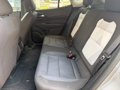 2025 Chevrolet Trax FWD 4dr LS