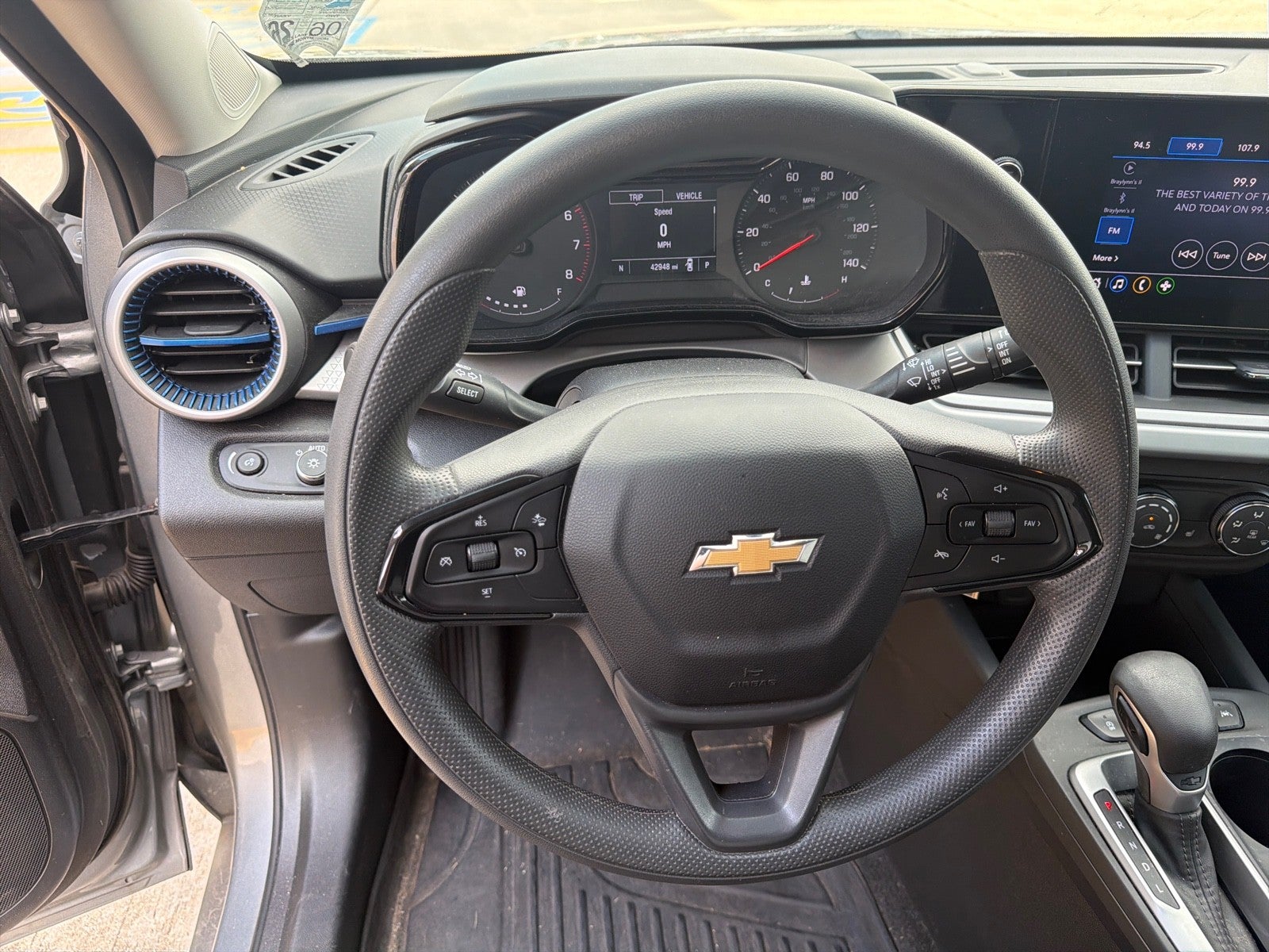 2025 Chevrolet Trax FWD 4dr LS