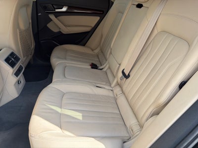 2019 Audi Q5 Premium 45 TFSI quattro