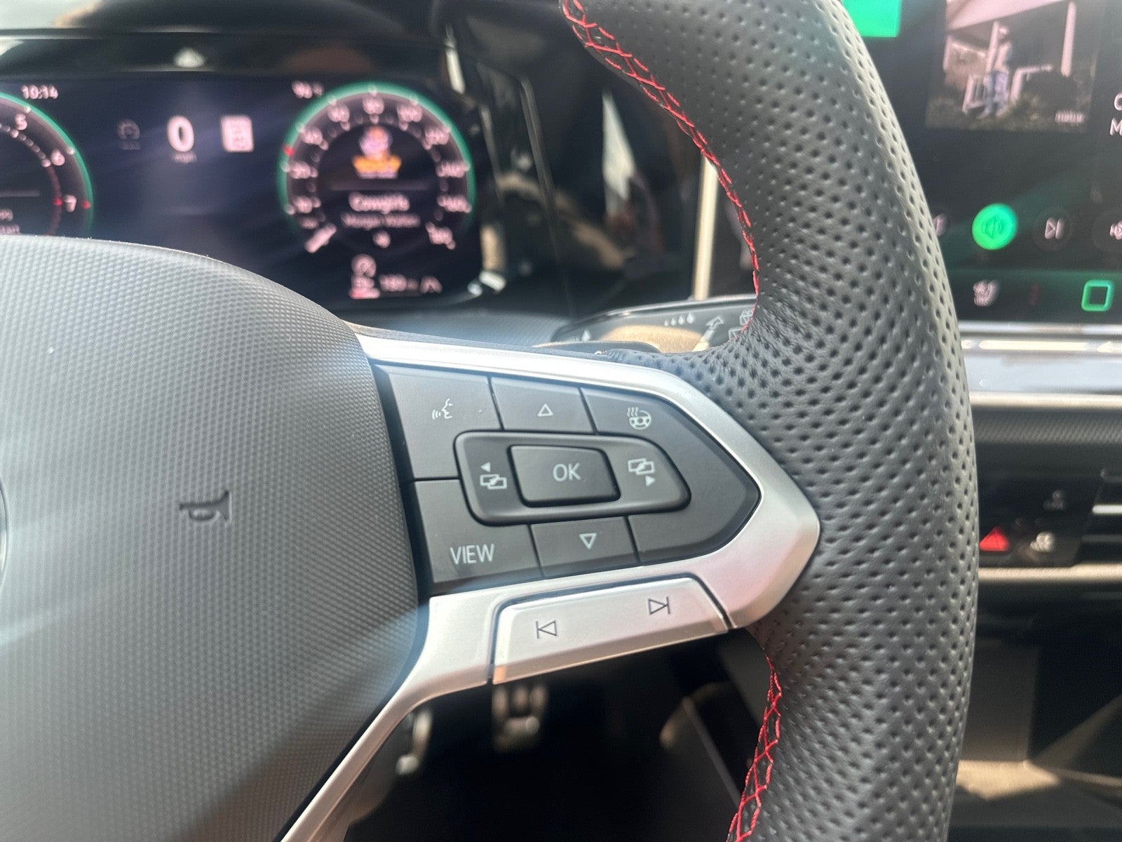 2025 Volkswagen Golf GTI 2.0T SE DSG