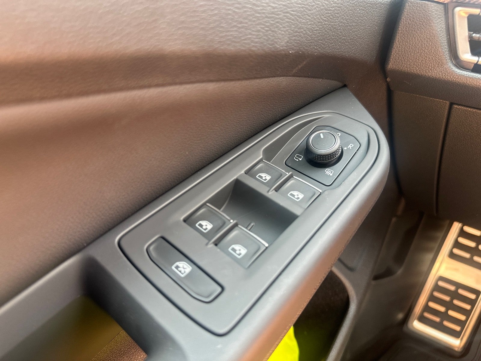 2025 Volkswagen Golf GTI 2.0T SE DSG