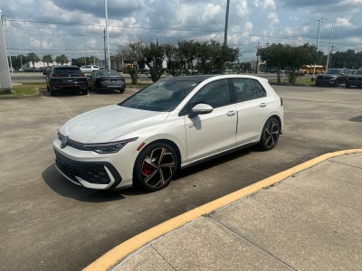 2025 Volkswagen Golf GTI 2.0T SE DSG