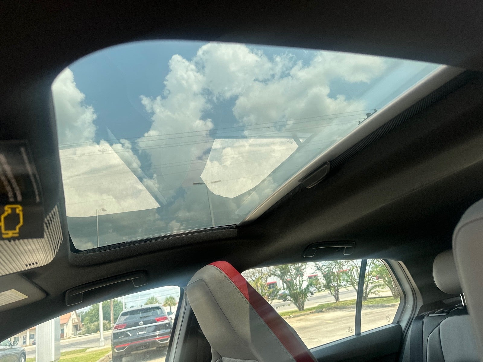 2025 Volkswagen Golf GTI 2.0T SE DSG