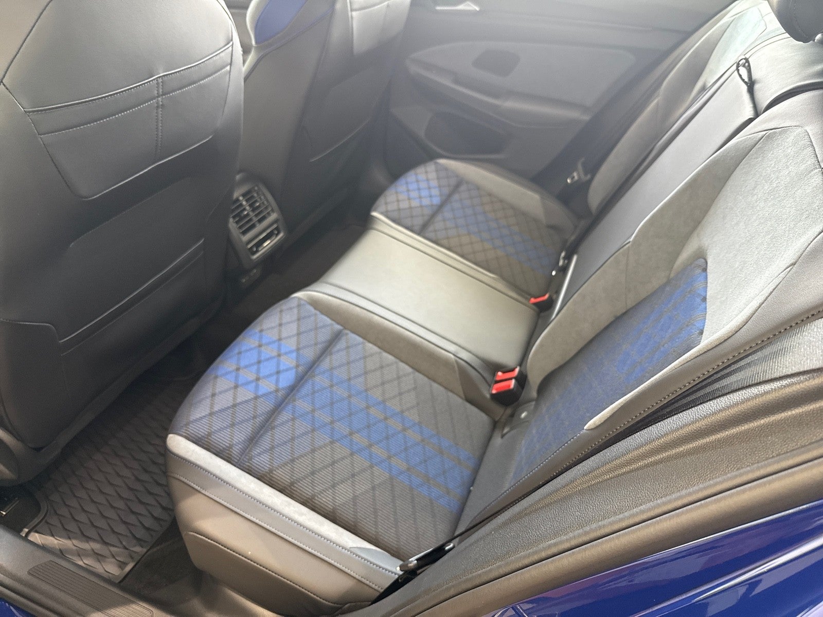 2026 Volkswagen Golf R 2.0T DSG
